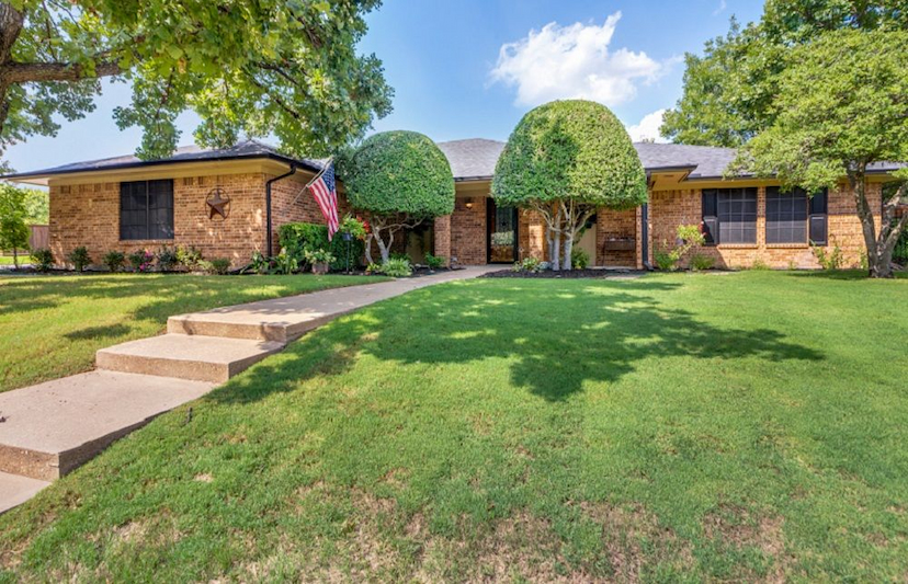 7516 Lochwood Ct