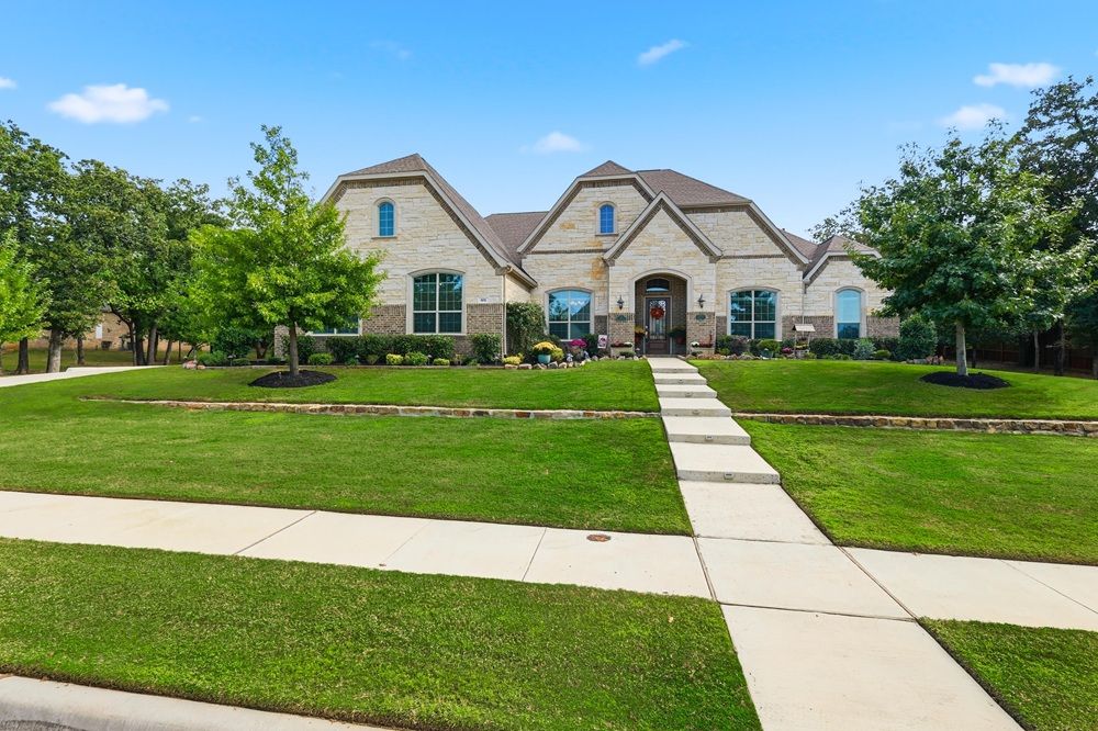 Refined Keller Retreat!! Situated On A Beautiful 0.8- Acre Lot!