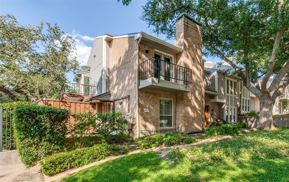 7603 Riverbrook Drive #8