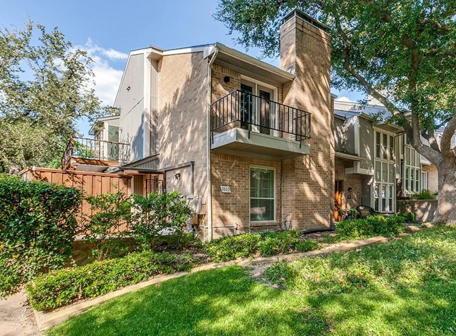 Charming Corner Townhome
