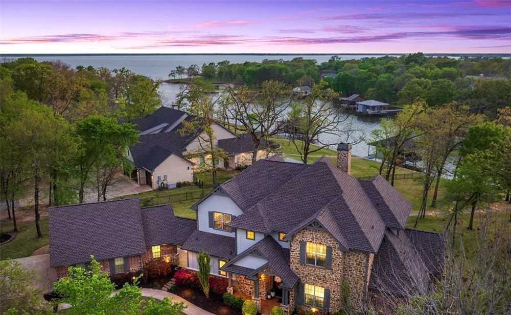 Lakefront Living On Cedar Creek Lake