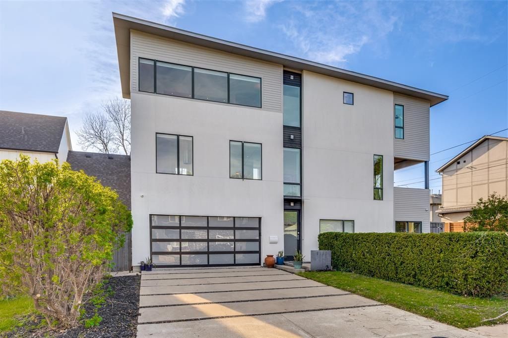 Elevated Modern Living