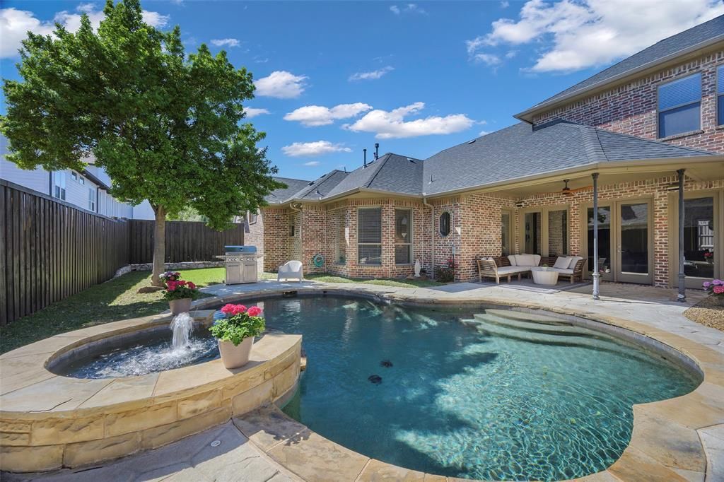 3209 Silver Creek Drive