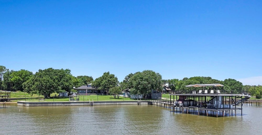 1301 Oak Hill Drive