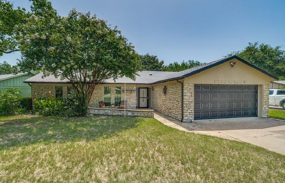 Lake Granbury Waterfront Home!