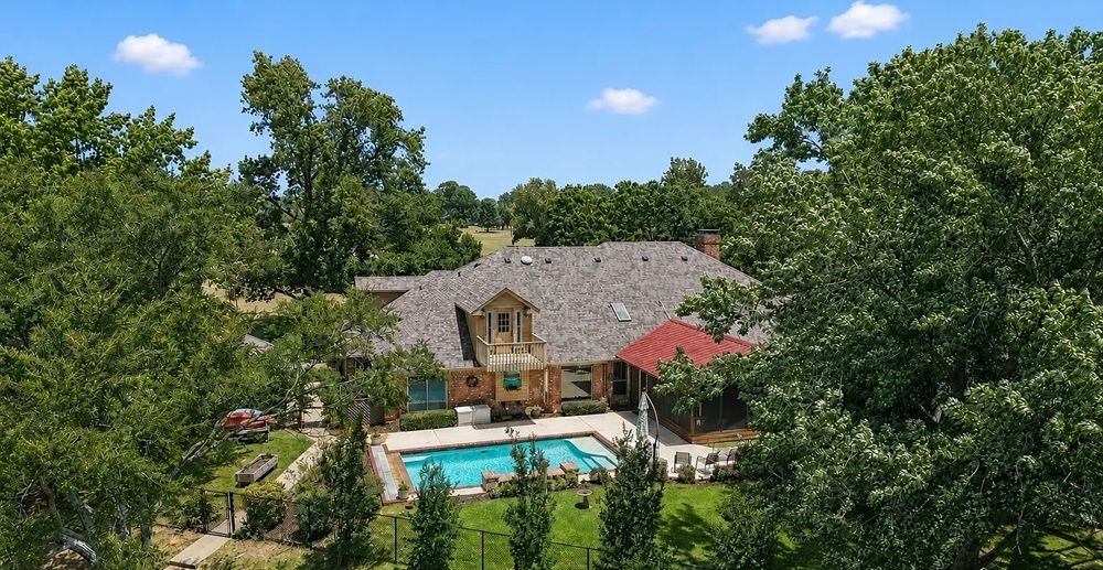 102 Foster Ranch Road