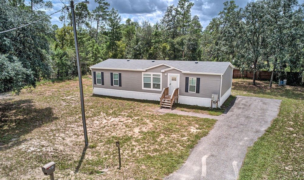 Three Bedrooms Near Lakes And Rivers