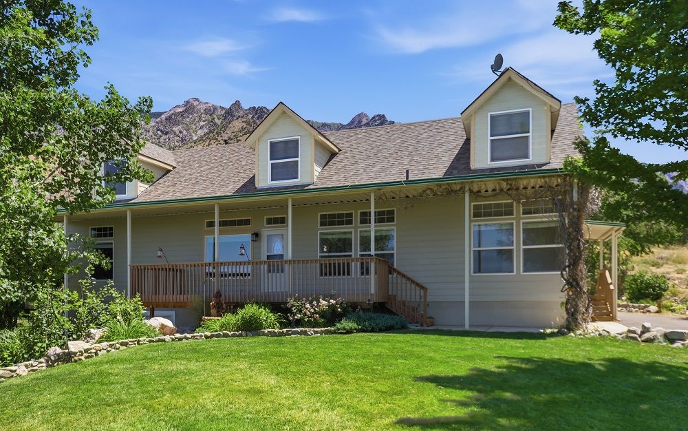 Elevated Country Living With Panoramic Willard Bay Views