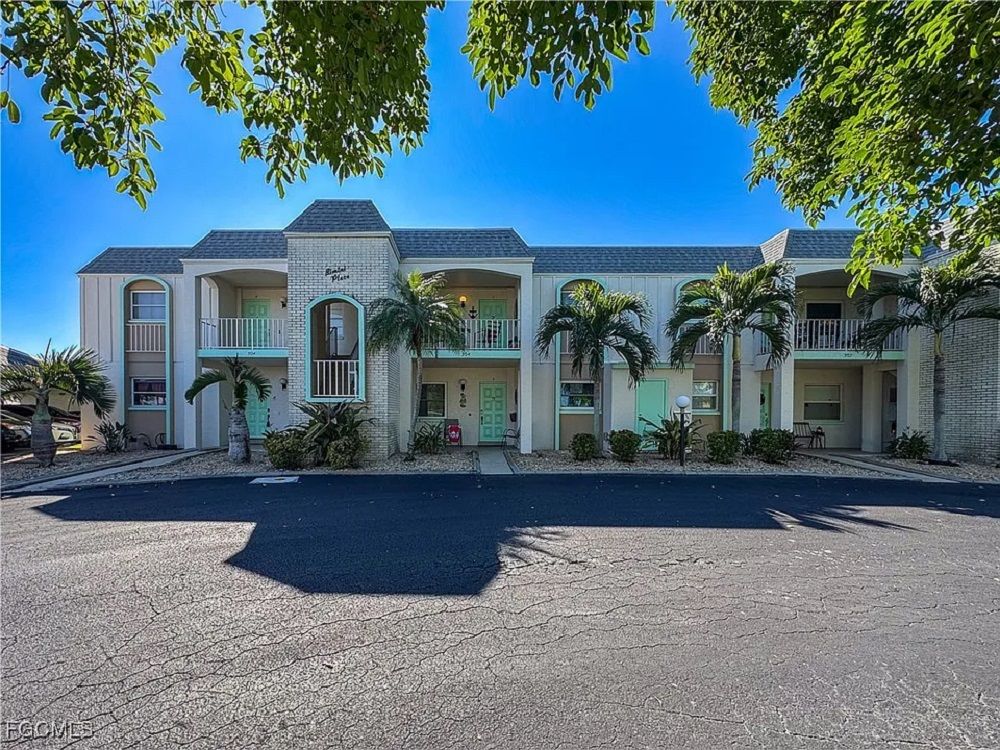 304 Tudor Dr
