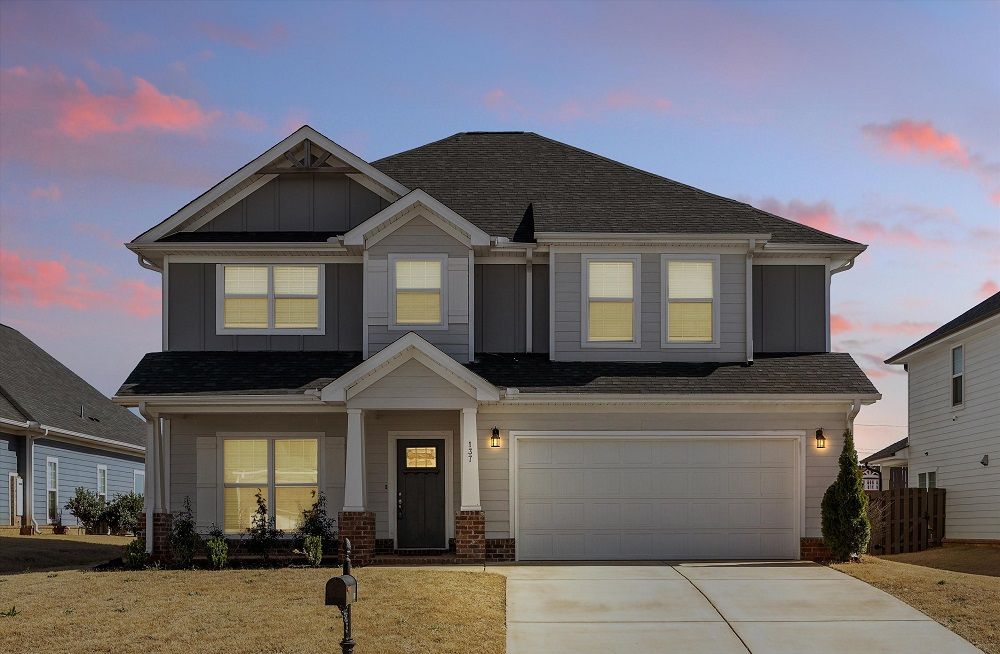 Quiet Cul-De-Sac Living Minutes From Downtown Madison