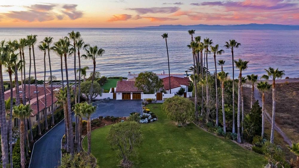 Amazing Views & Extraordinary Charm Oceanfront Home In Palos Verdes Estates