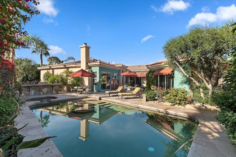 Desert Sanctuary In Gated Lantana Community
