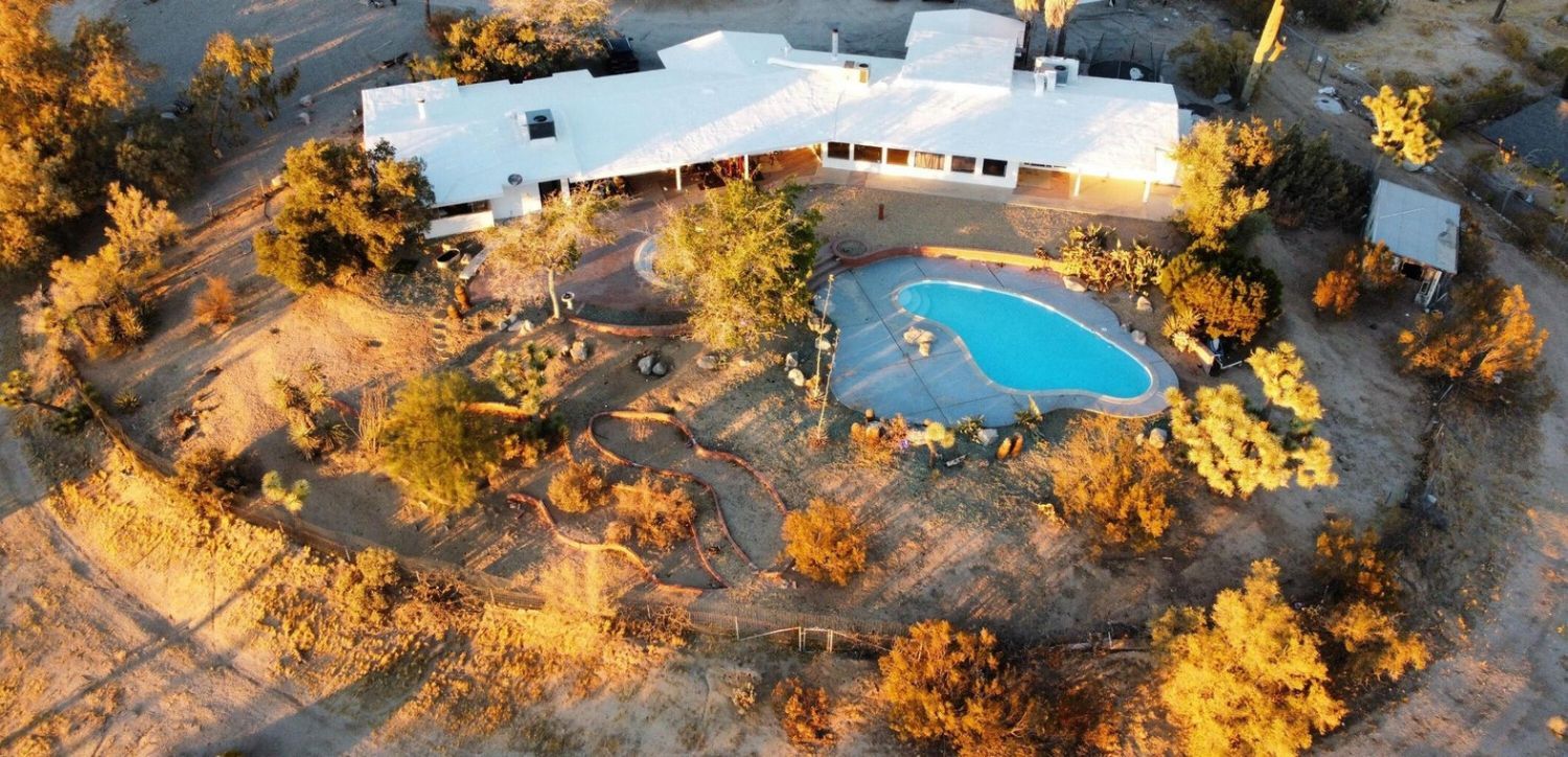 A True Mid Century