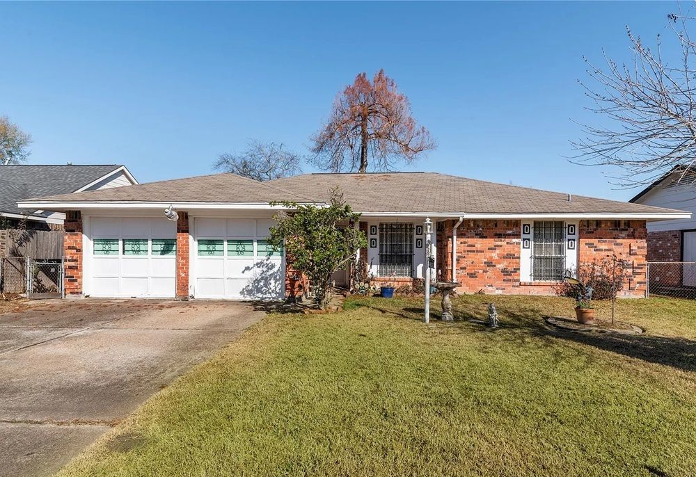 4627 Hollybrook Lane