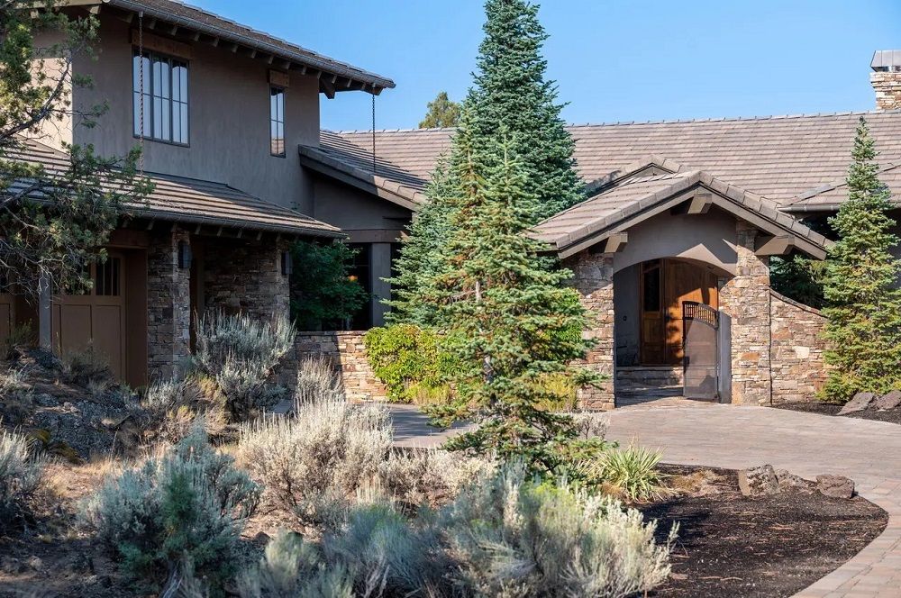 65755 Pronghorn Estates Dr