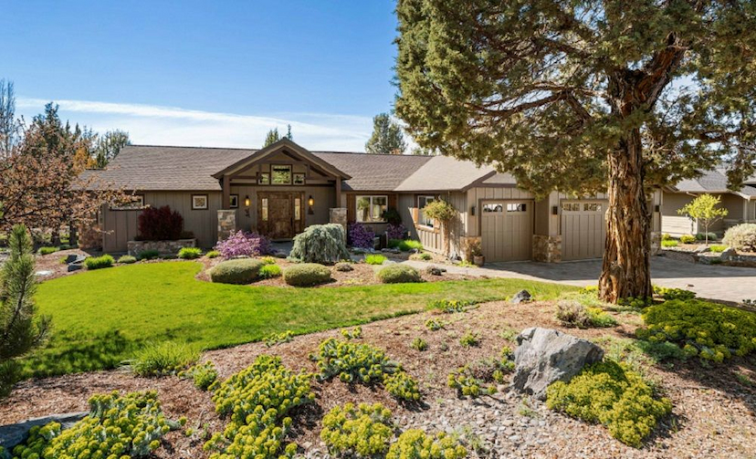 Creekside Mountain View Oasis