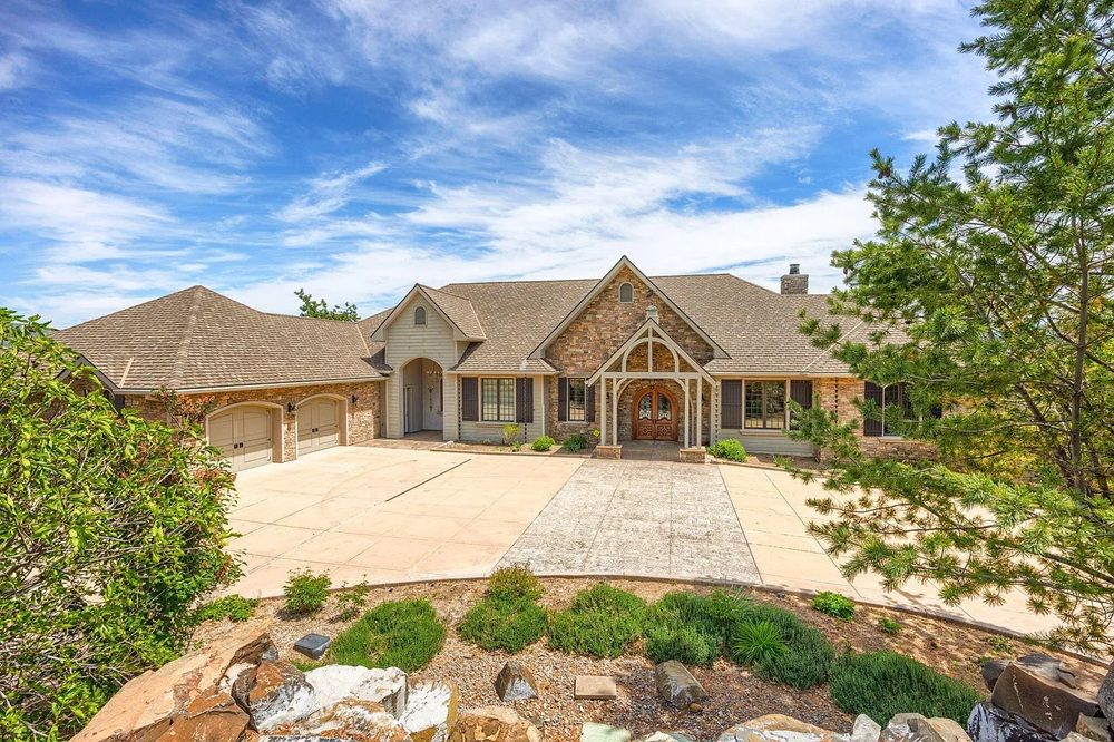 Luxury Property Auction
