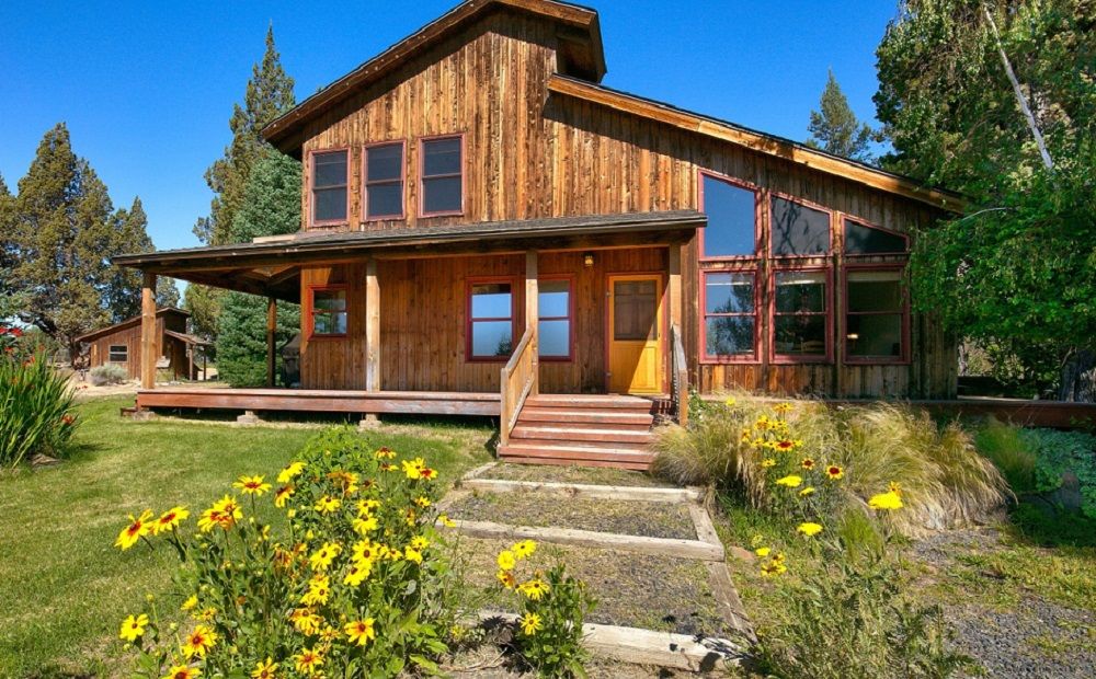 Rustic Charm, Tumalo Retreat