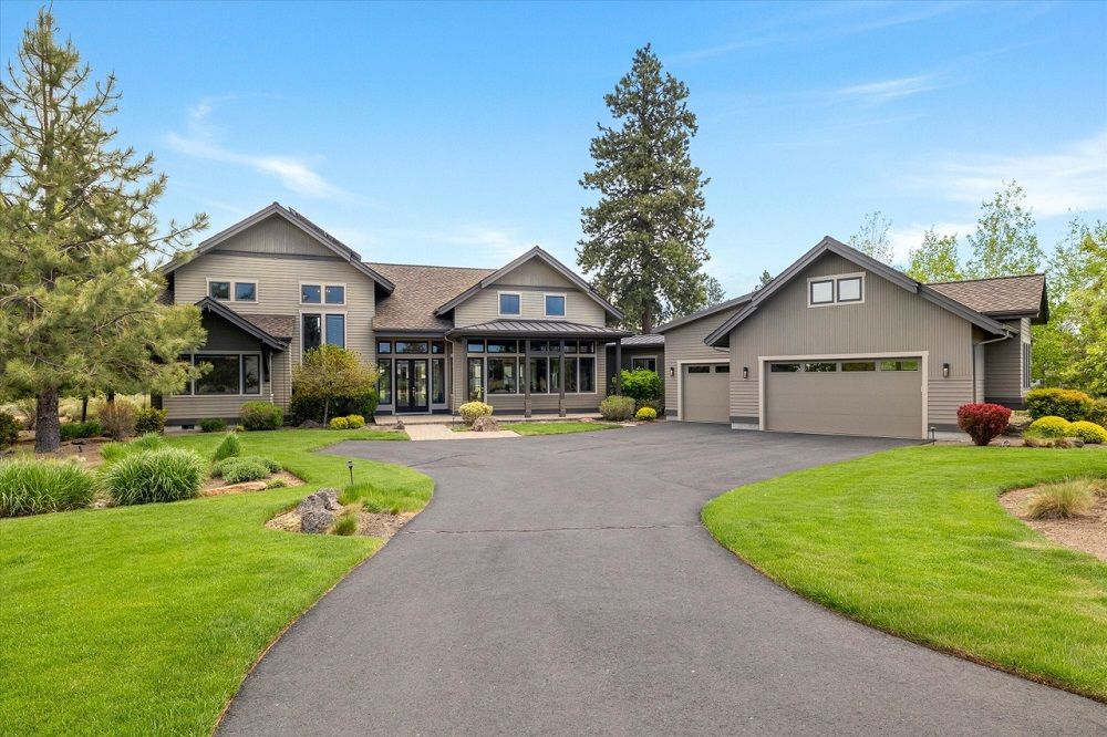 Incredible Home In The Coveted Golf Community Of Tetherow