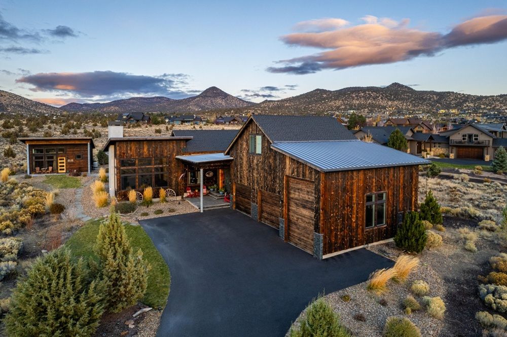 Primary Or Vacation Home With Short Term Rental Investment Opportunity