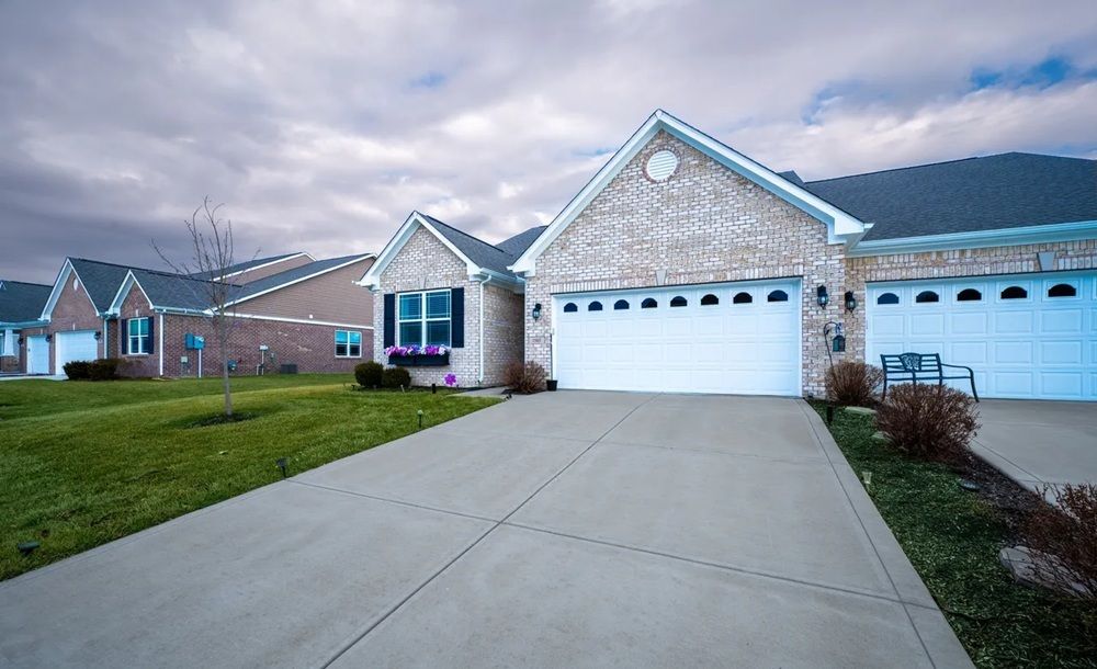1565 Sadler Way