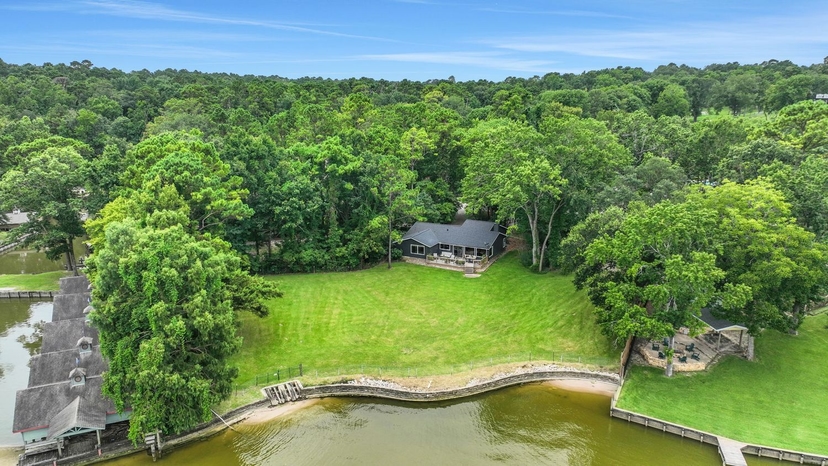 The Best Of Waterfront Living