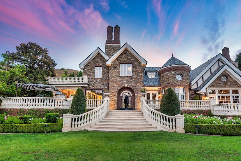 1.27 Privately Gated Acres