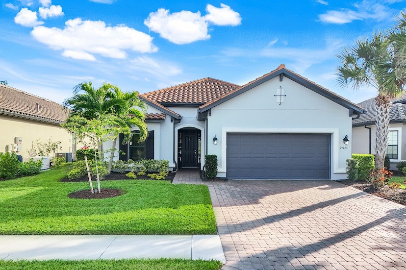 19723 Estero Pointe Ln