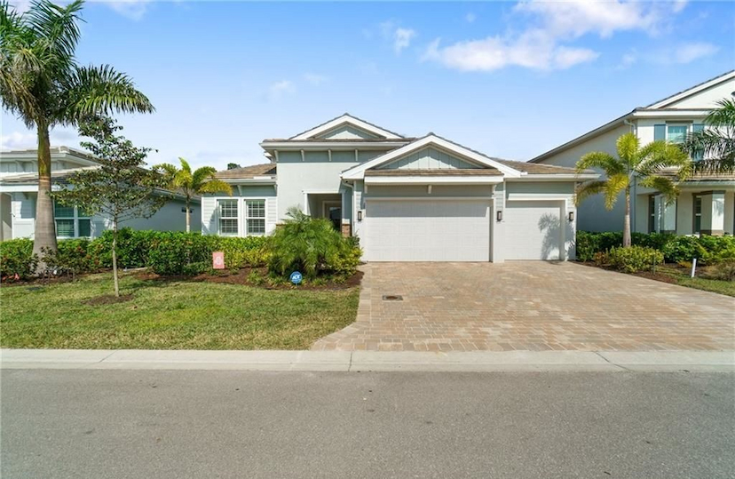 28113 Captiva Shell Loop