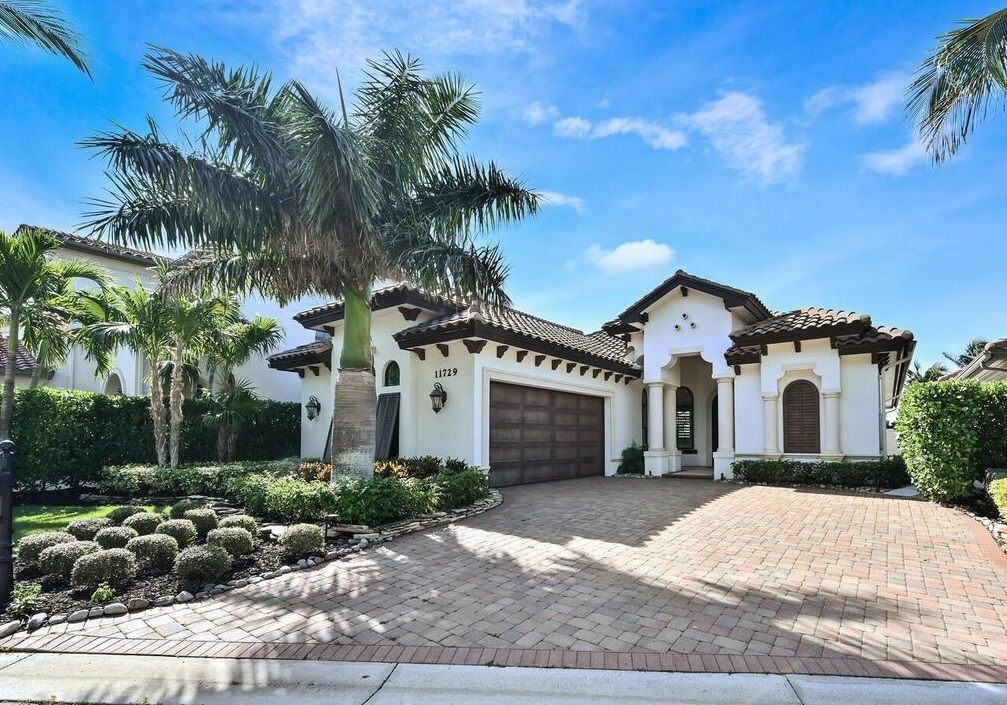 Miromar Lakes Beach & Golf Club