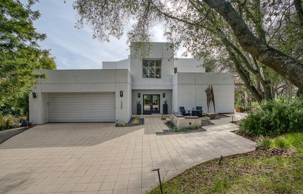 14609 Guadalupe Dr