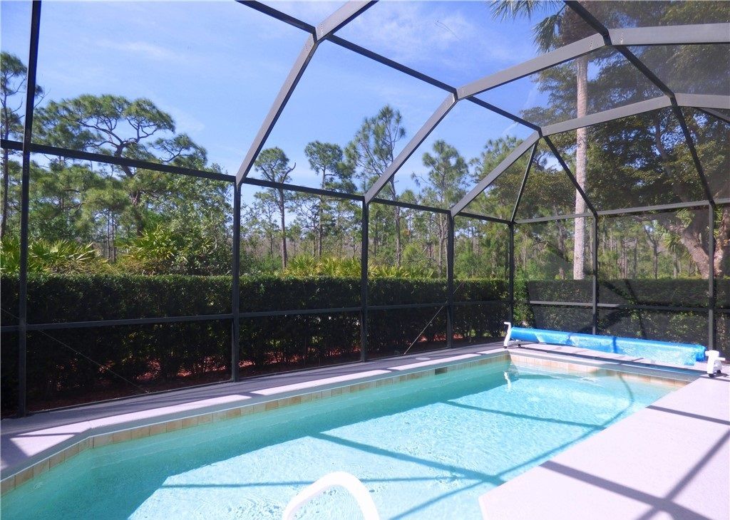 Colonial Country Club – Golf Community