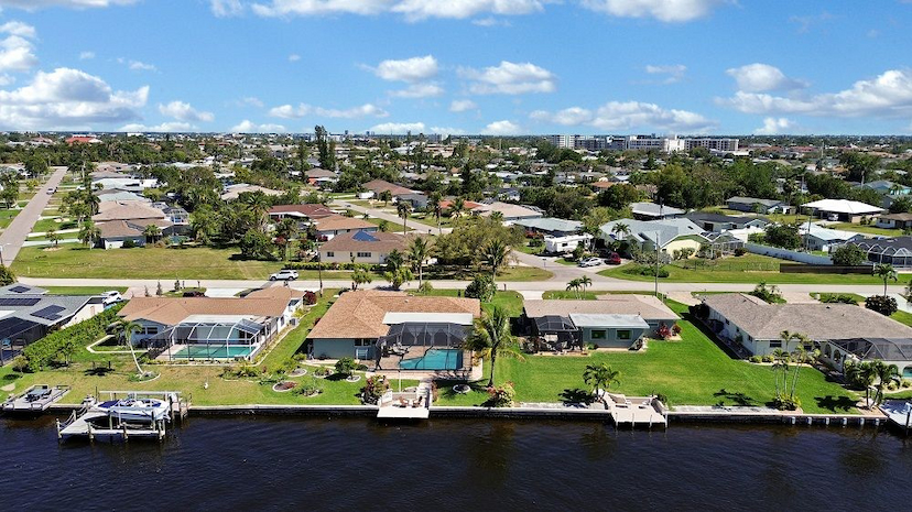 Luxury Waterfront Living