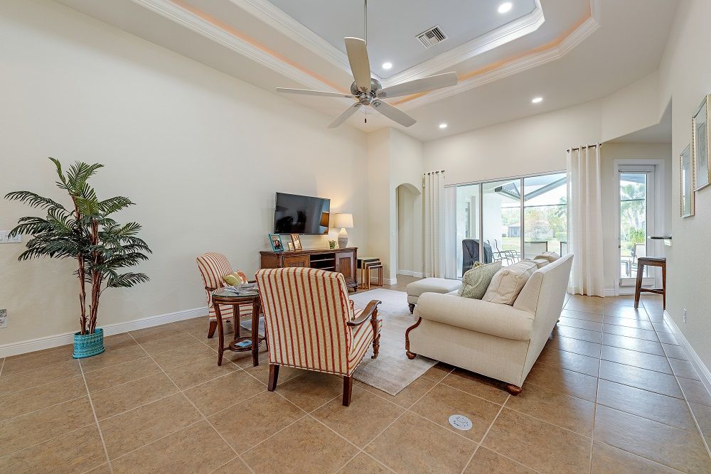 7826 Martino Cir