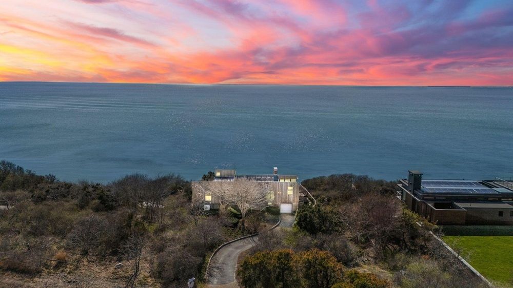 Blufftop Bay Estate Private Beach & Panoramic Provincetown Views