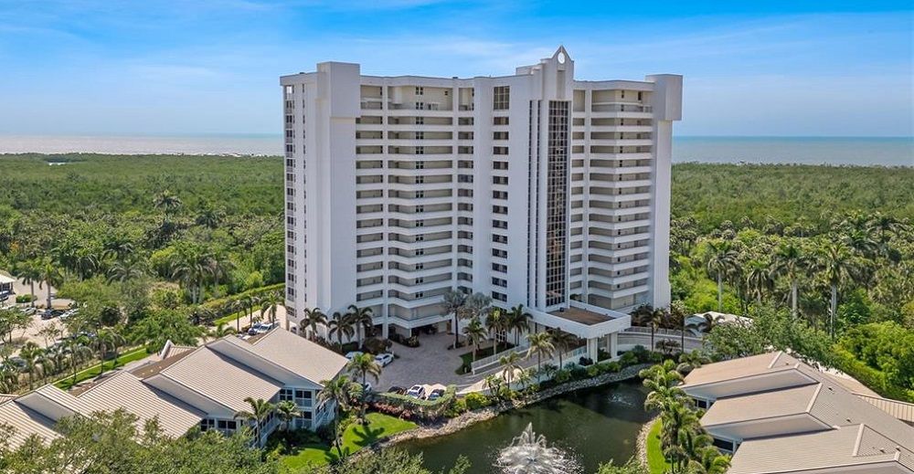 6361 Pelican Bay Blvd Apt 605