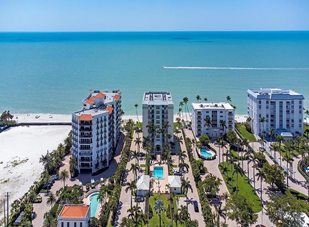 1255 Gulf Shore Blvd N #3N