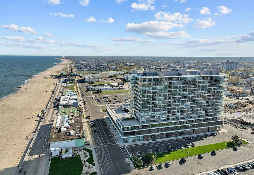 1101 Ocean Ave N Unit 902