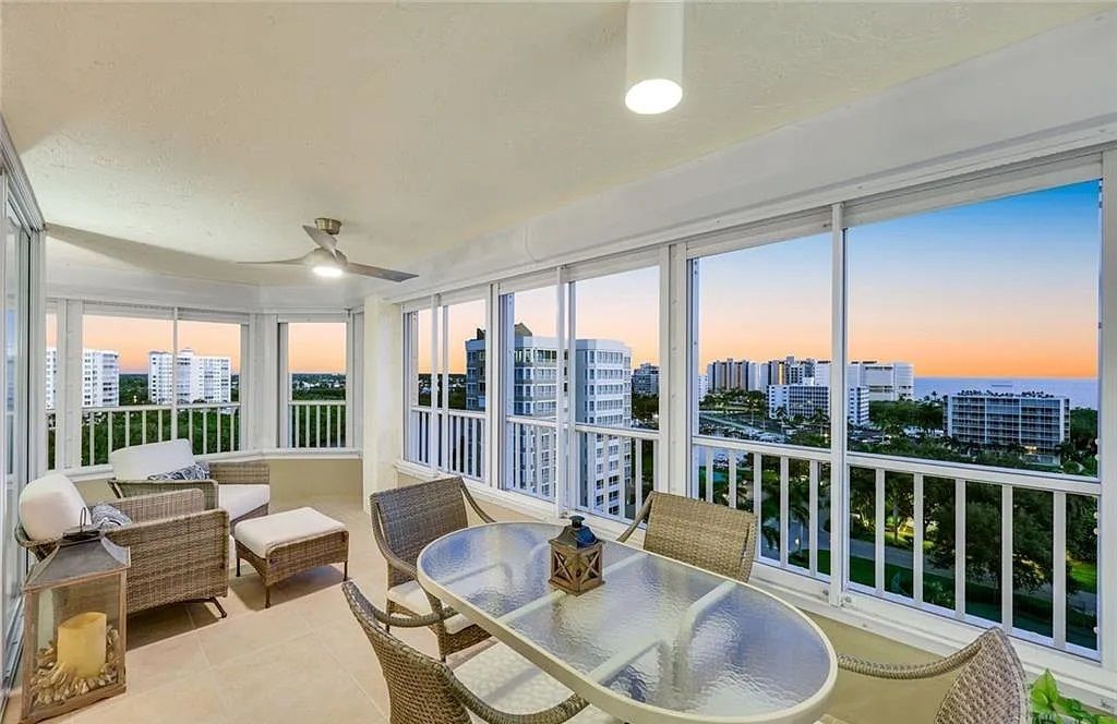 21 Bluebill Avenue #1001