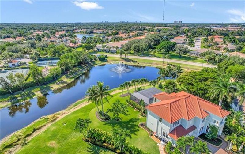 Live The Quintessential Florida Luxury Lifestyle In Belle Lago