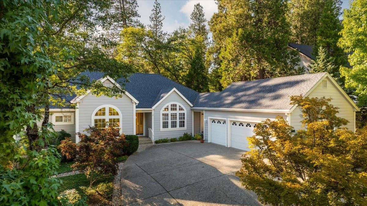 922 Freeman Ln