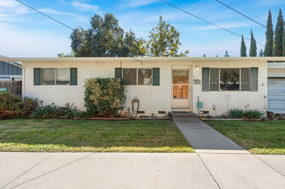 Private Duplex- 2 Separate Homes
