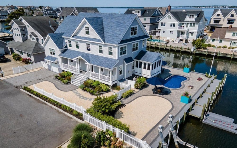 333 Barkentine Lane