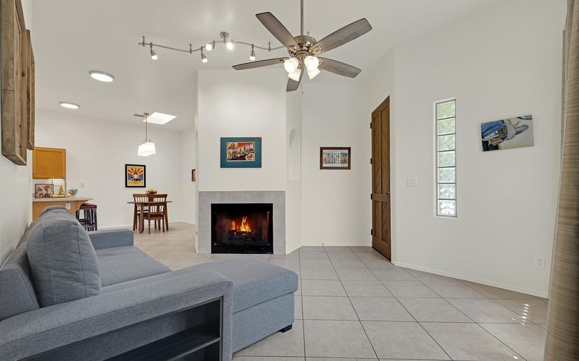 Snowbird Sanctuary In The Heart Of Tucson’s Poet’s Corner