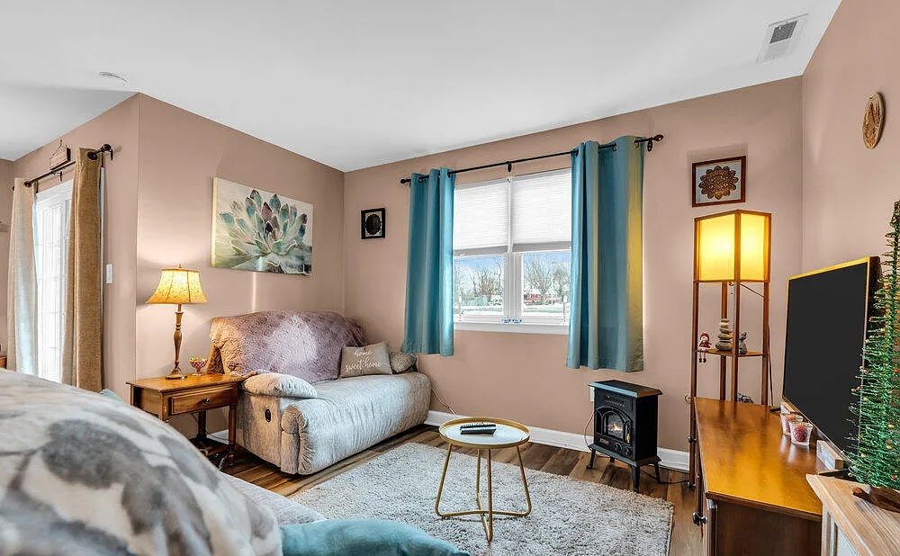 27-2 Florence Tollgate Apts Place #2