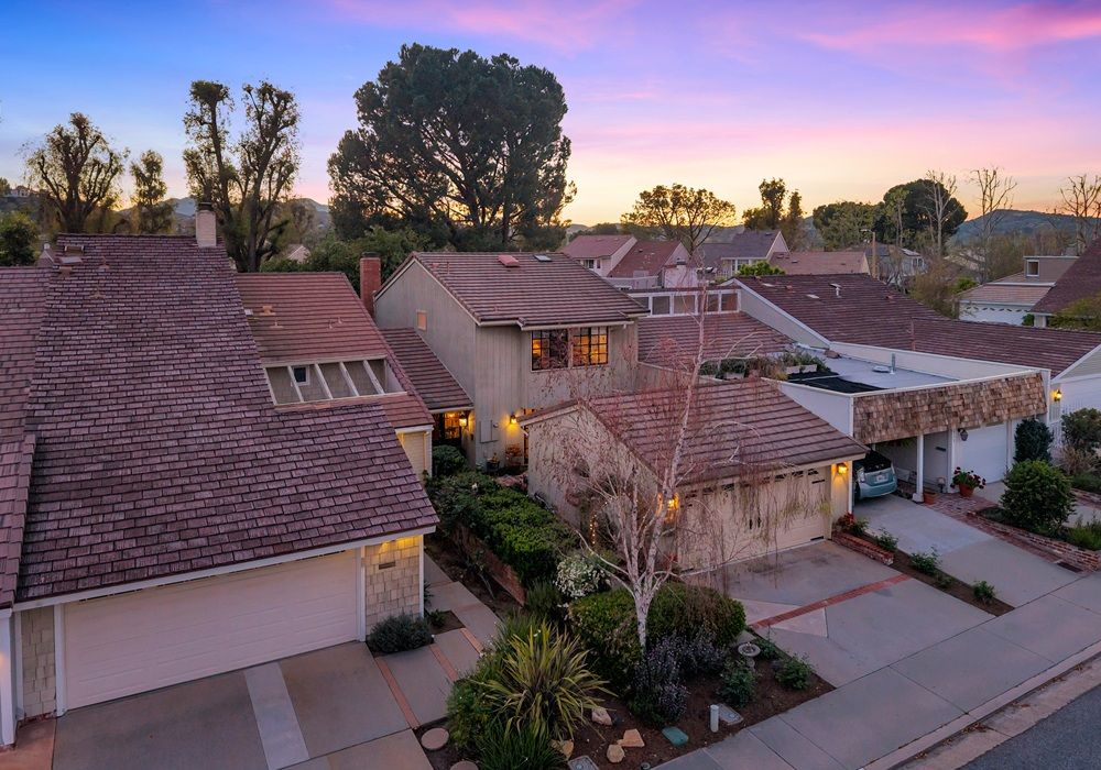 Lakefront Retreat