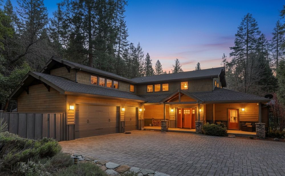 11793 Coyote Court