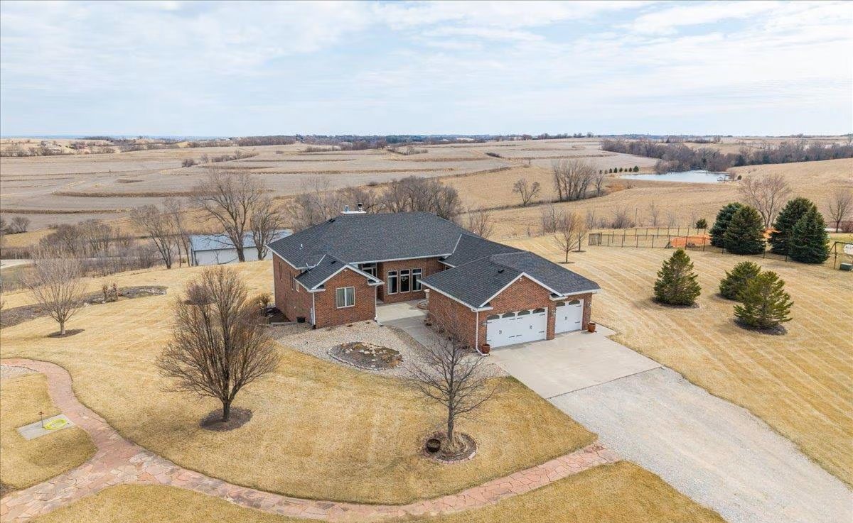 13284 County Road 27