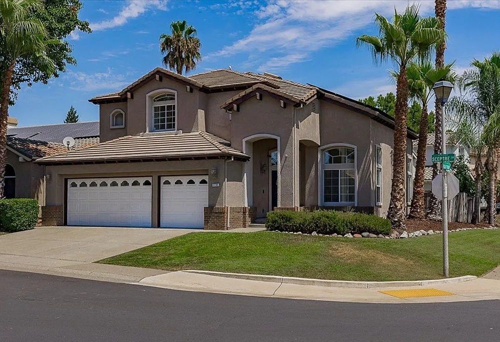 3105 Sceptre Drive