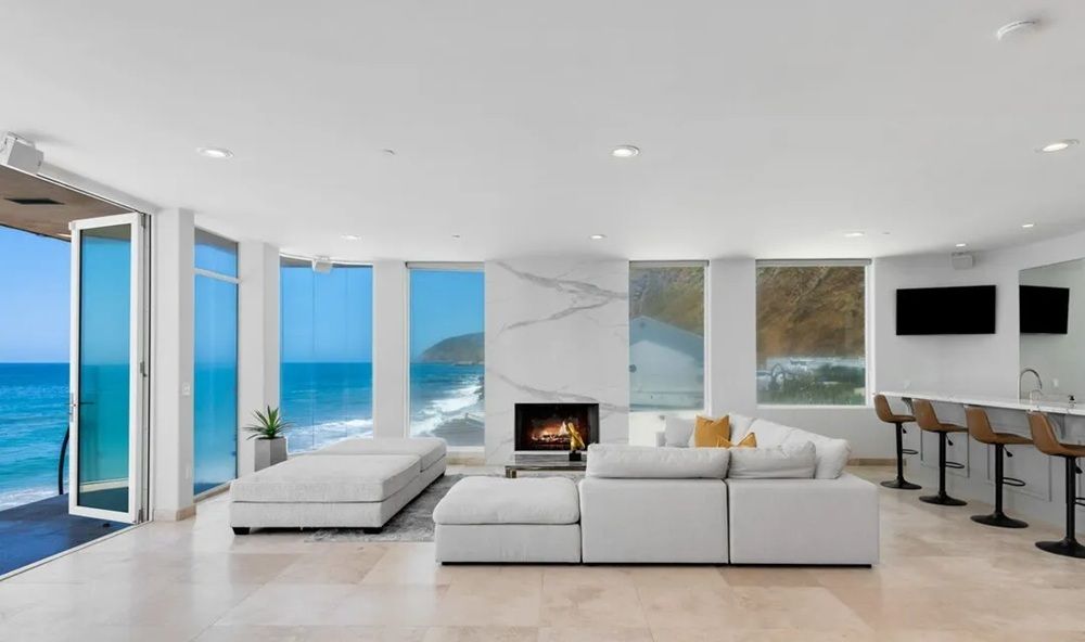 22822 Pacific Coast Highway